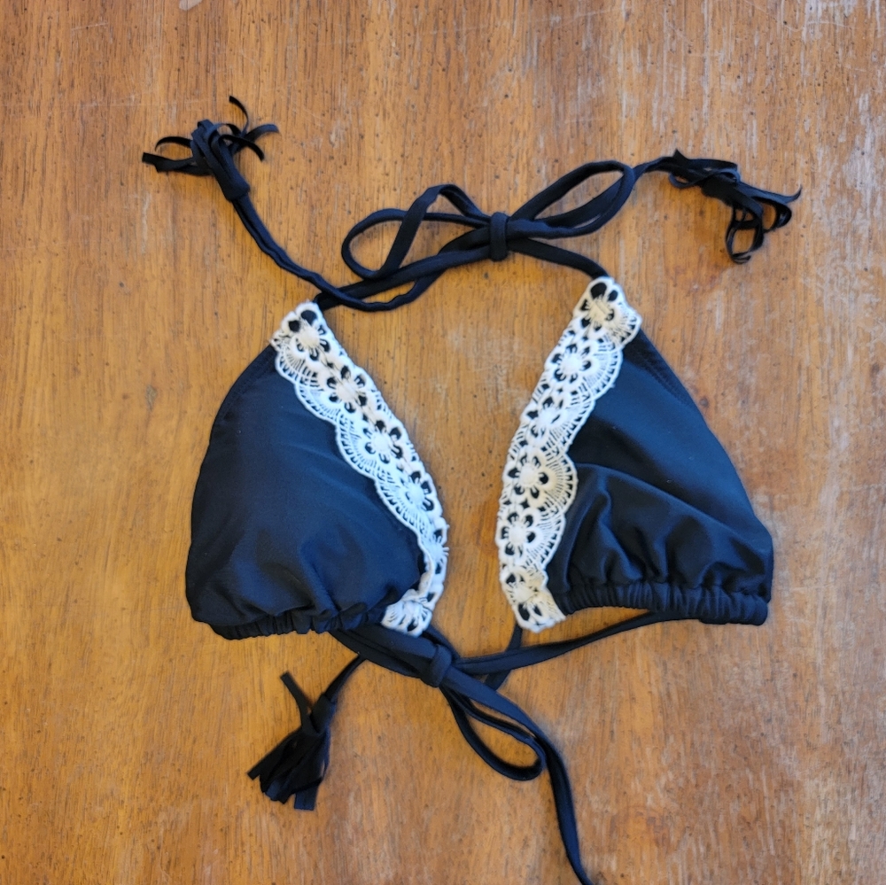 OP Black with Cream Lace Adjustable Bikini Swim Suit Top - Size Large